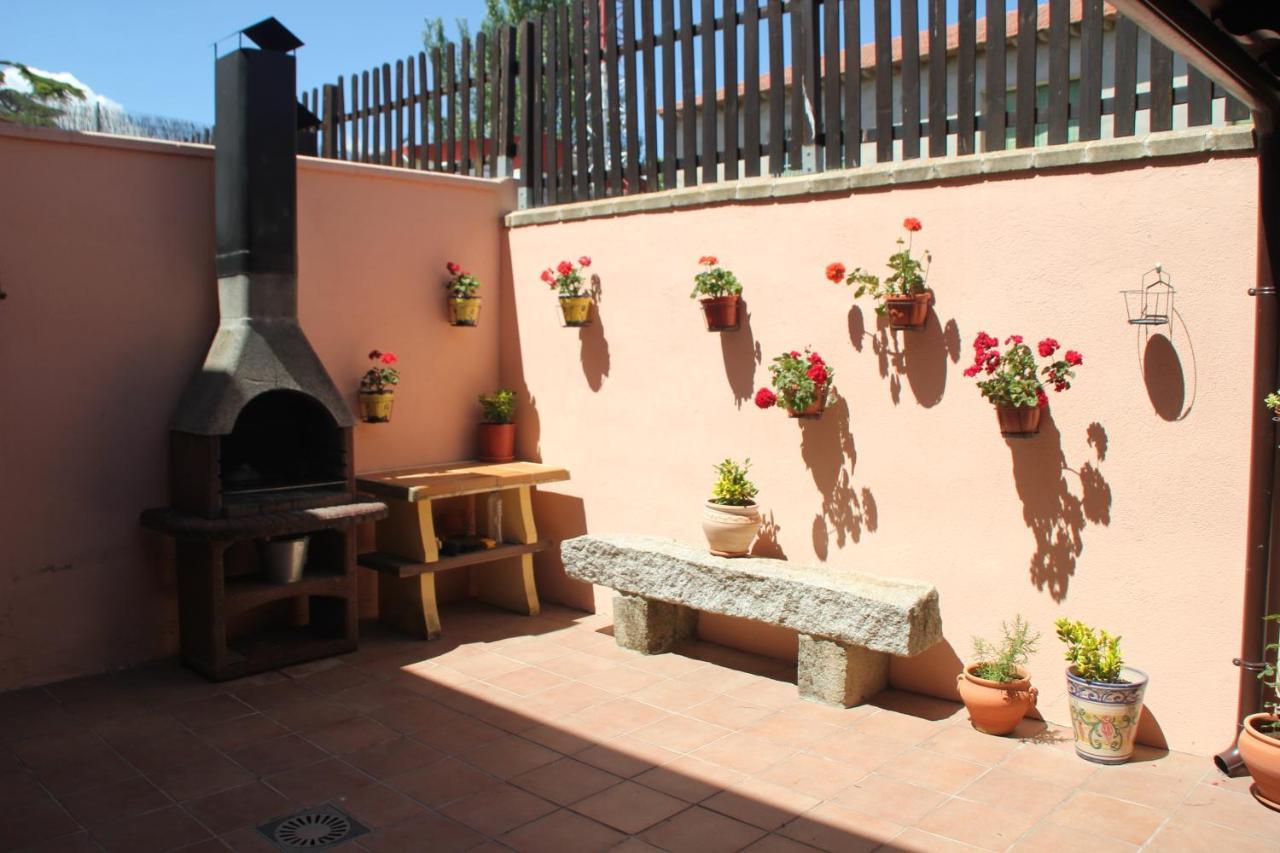 Appartement La Casa Madrona à Villacastín Extérieur photo